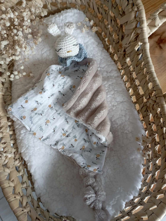 Jody le Lapin (Doudou lange)